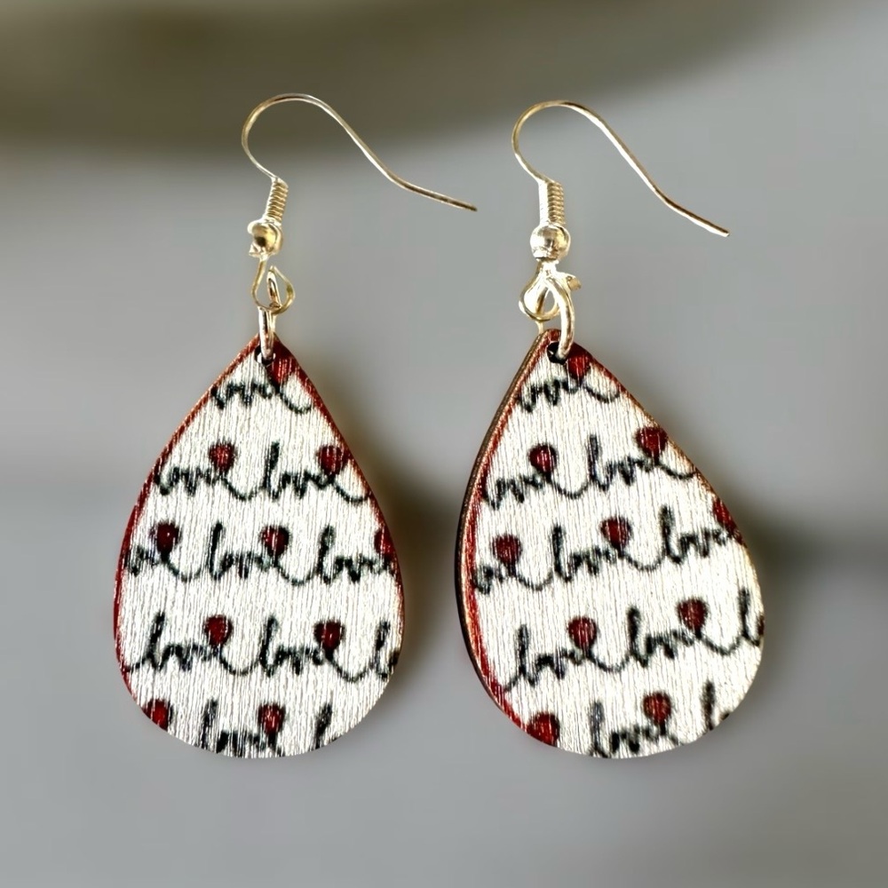 ⭐️ 5 for $25 Wooden “Love” Design Teardrop Black & White Earrings